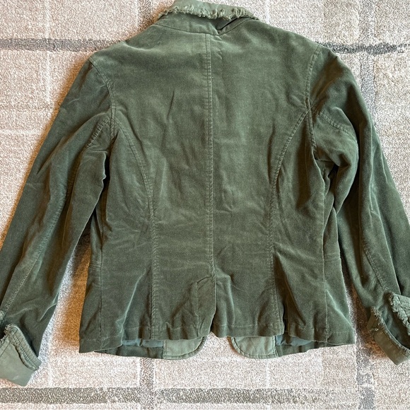 Women’s Luii Green Velvet Jacket Size Medium EUC - Picture 12 of 14